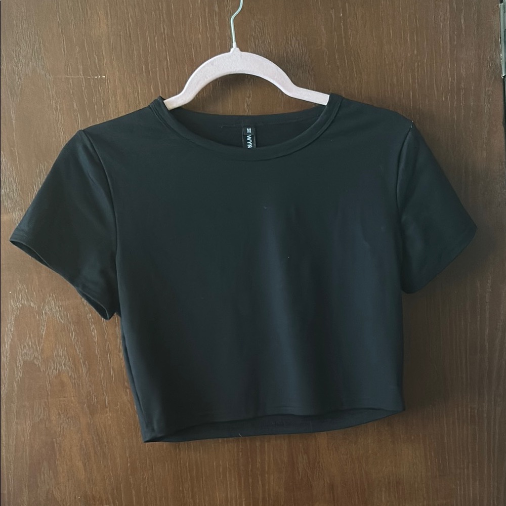 H&M Black Short Sleeve Crop Top